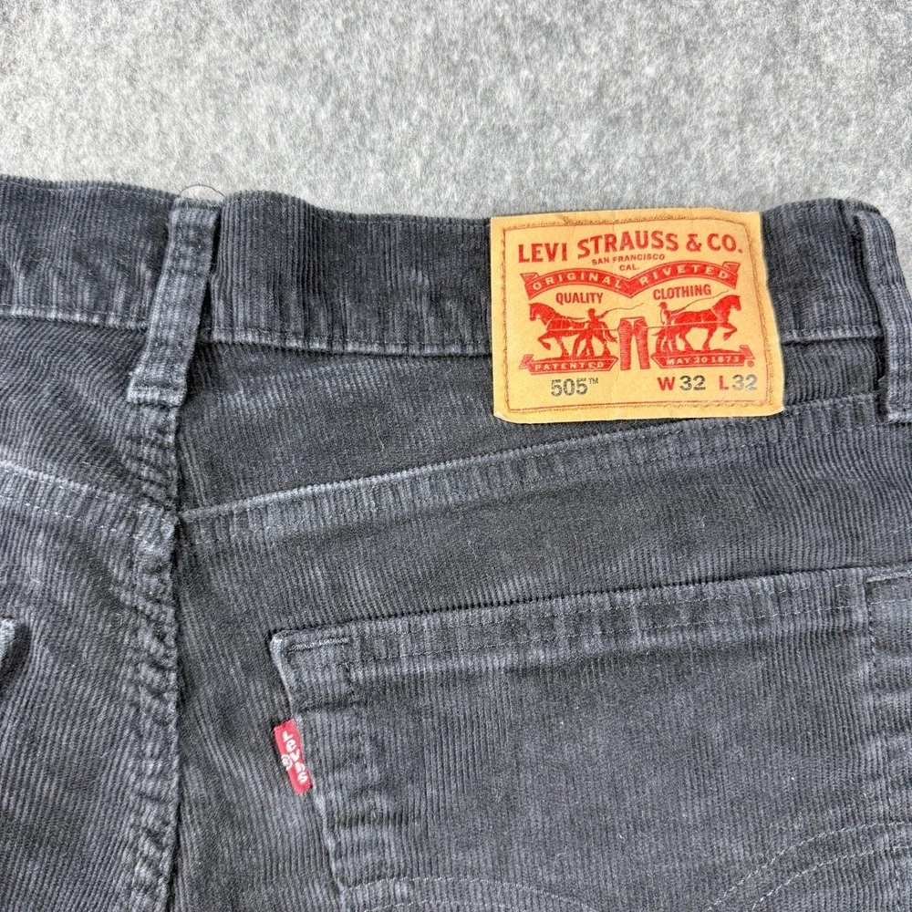 Levi's 505 Corduroy Pants‎ Mens 32x30 Black Straight Fit Casual Red Tab Stretch